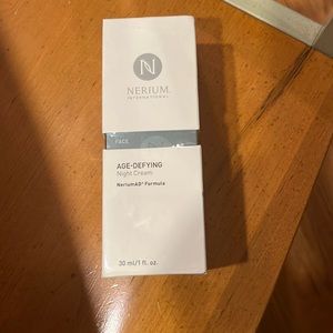 Nerium age defying night cream
